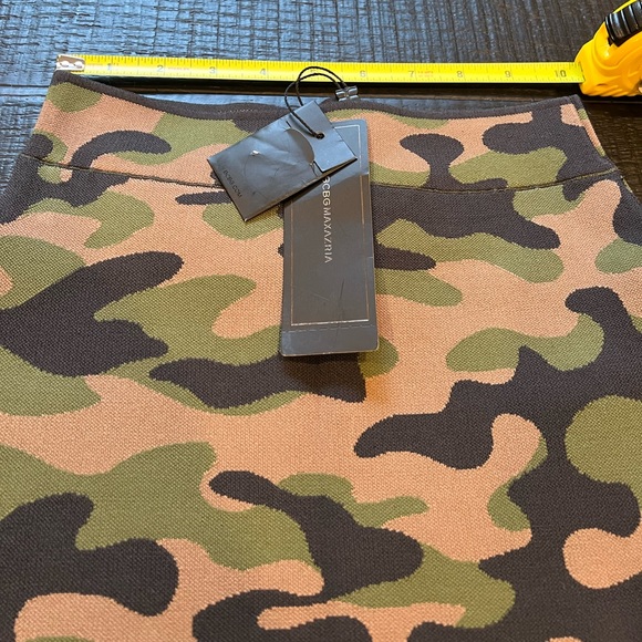BCBG Camo Skirt - Picture 3 of 7